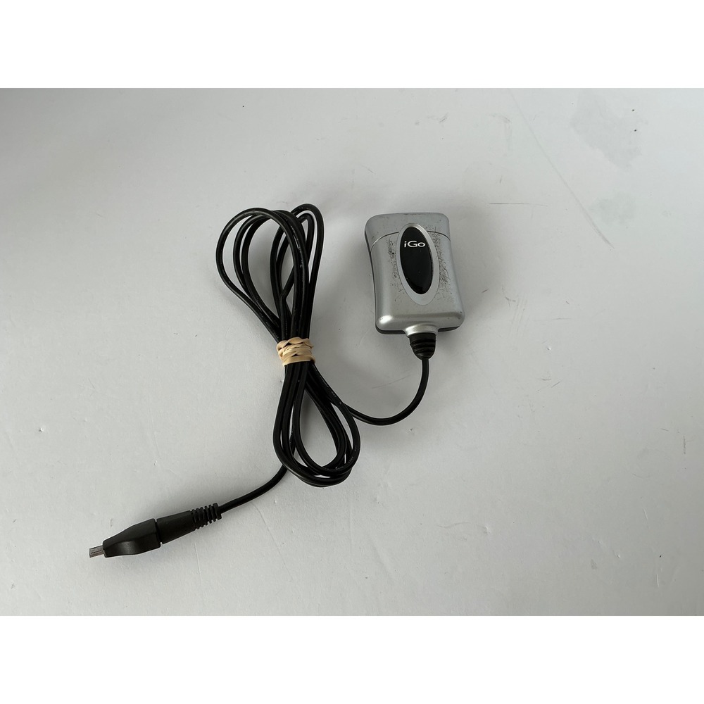 iGo AC Wall Charger Adapter Micro-USB Switching Power Supply 6630043-0326 Silver